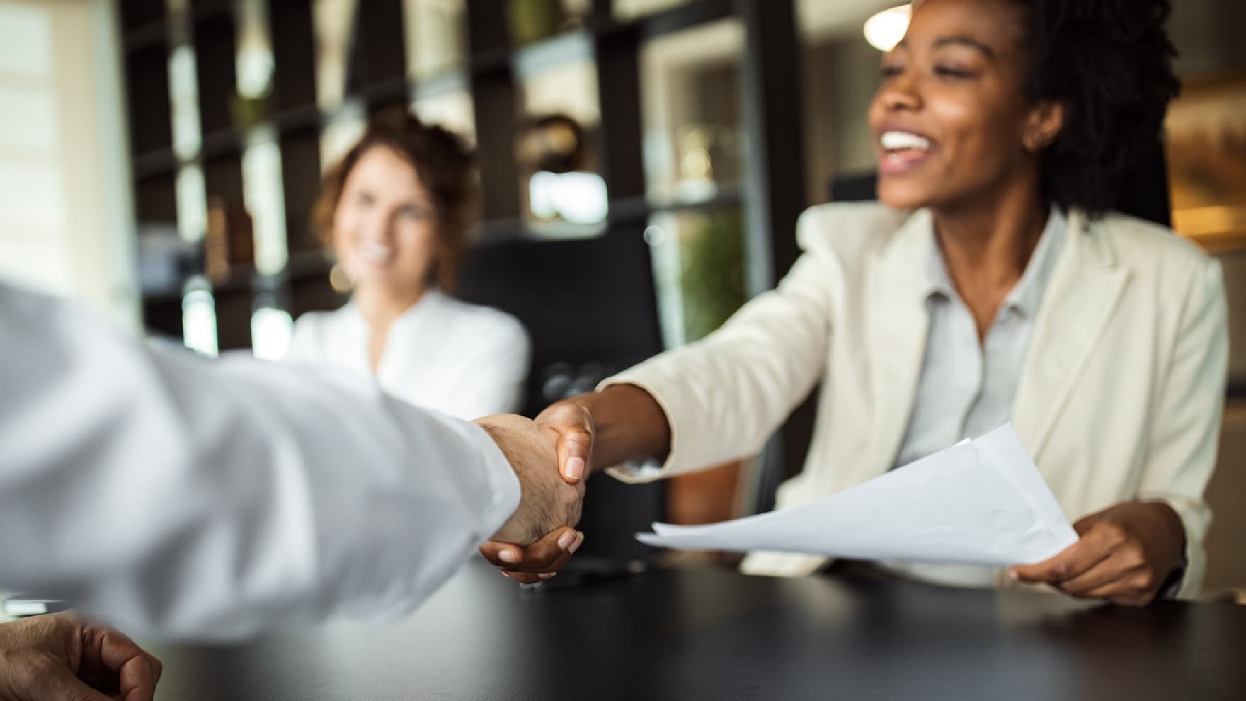 10 Essential Sales Negotiation Skills to Win More Deals